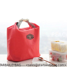 China Custom Portable Lunch Carry Tote Bags Thermal Cooler Insulated Storage Pouch Picnic Red-lunch bag Supplier supplier