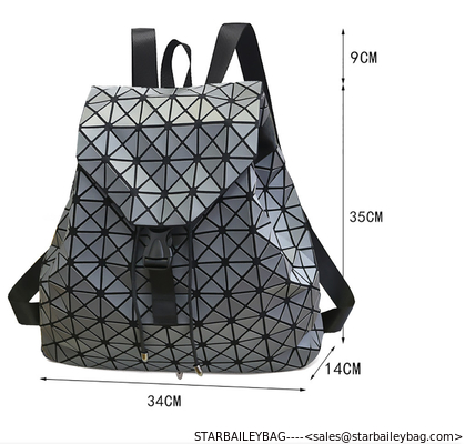 Ready To Ship Holographic Bag Geometric Pack Design Travel Bag Shoulder Straps China Supplier Customized Bag supplier