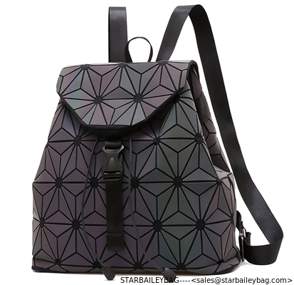 Ready To Ship Laser Geometric Backpack China Supplier Holographic Bag PU Leather OEM Fashion Bag Supplier supplier