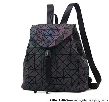 Ready To Ship Laser Geometric Backpack China Supplier Holographic Bag PU Leather OEM Fashion Bag Supplier supplier