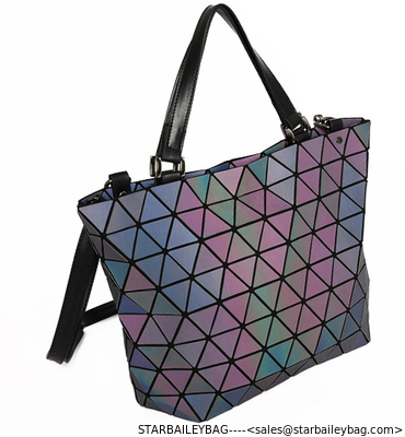 Ready To Ship Shoulder Bag For Women Laser Geometric Tote Handbag Custom Bag And Purses From China Supplier supplier