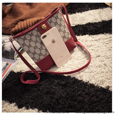 WHOLESALES Small Purse Vintage Shoulder Satchel Bag for Women and Girls Classical Crossbody Bag Low MOQ Good Price supplier