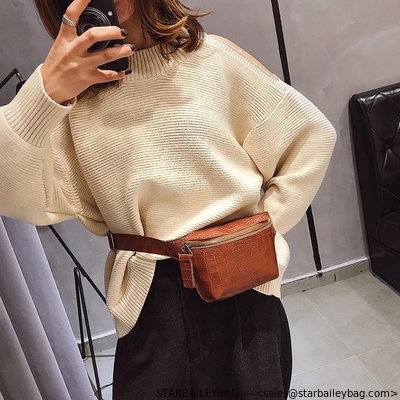 Classical Crocodile Parrent Waist Packs Fashion Leather Italian Alligator Sheepskin Bum Bag Women Fashion Waist Bag supplier